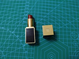 汤姆福特(TOM FORD)经典黑管唇膏