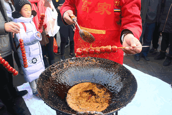老北京人心中的最爱，不是烤鸭而是“它”！一口香甜回味无穷，吃了还想吃~