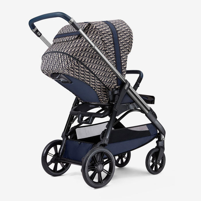 Dior携手意大利品牌Inglesina推出首款婴儿车｜“遛娃”也拉风，你种草了吗？