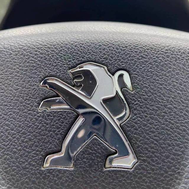 《3万级值得买的二手车》- 标致308