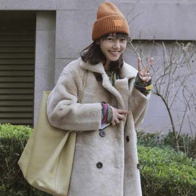 白百何的运动鞋，双双爆款：德训鞋，溶解鞋！9个品牌，你种草几双？