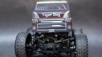 KKPIT TIGER DOG老虎狗 MT24午餐盒 1/24小大脚——好玩的小玩具