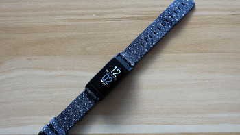 一款很纯粹的智能运动手环！Fitbit Charge 4智能手环开箱评测
