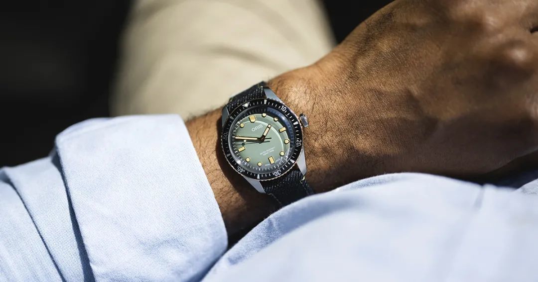 “大家评论”买手表，要买多大的最合适？