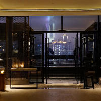不但是IHG旗舰，更拥有最值得去的酒吧？重庆丽晶酒店“两江吧”体验