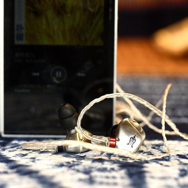 两千元档的暖声小众动圈-----Meze Antonio Audio