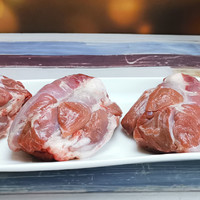 解冻猪肉，直接用水泡就错了，多加2物，半小时完美解冻，如鲜肉
