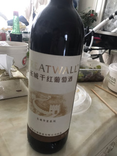 囤年货喽 长城牌葡萄酒