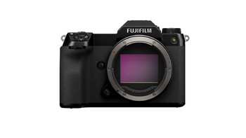 一亿像素再添新丁，富士胶片发布无反中画幅数码相机GFX100S