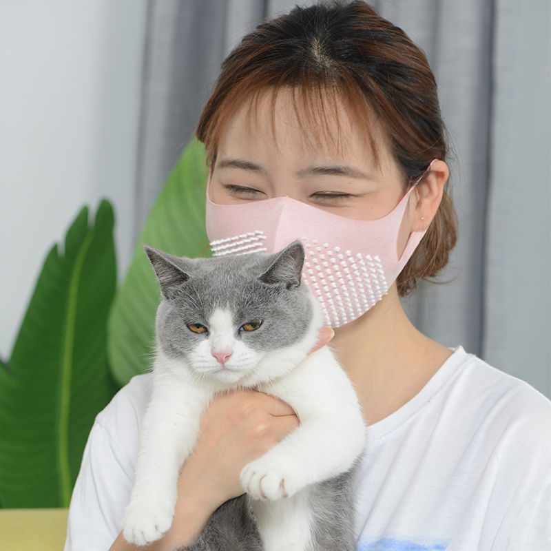 奇葩物：“猫舌口罩”，让猫咪相信你就是亲妈～