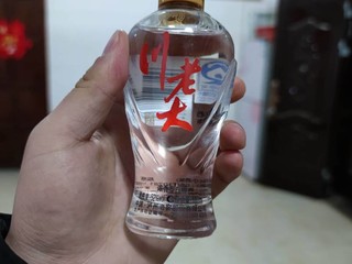 贴牌酒，17年优级，应该还不错