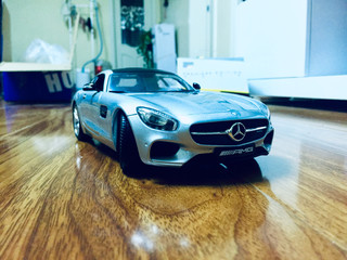 经典的奔驰AMG GT1:18车模