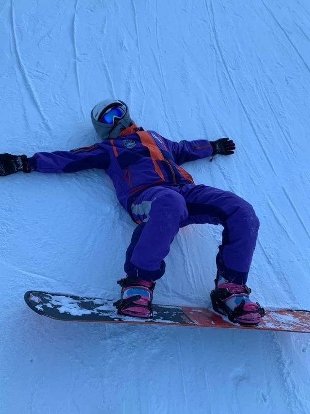 在雪场放飞自我