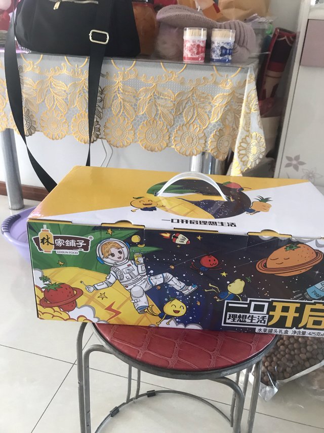 囤年货喽 好吃的水果罐头