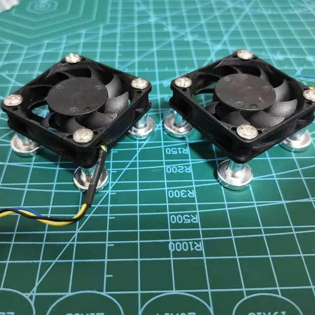 DIY装机经验分享：关于加装机箱风扇的几种固定方法