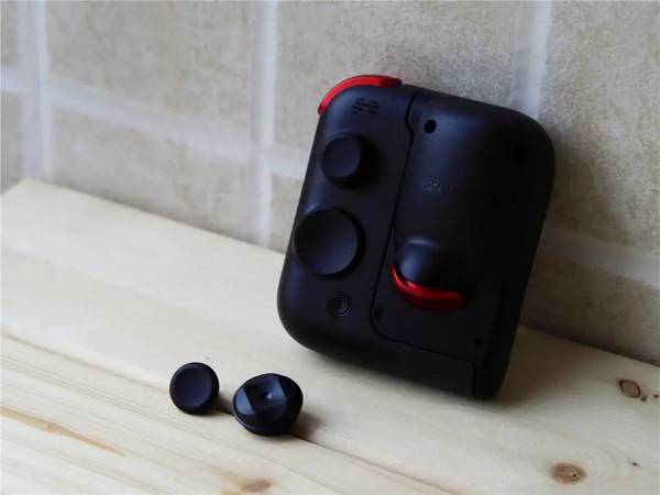 北通G2手游手柄蓝牙版