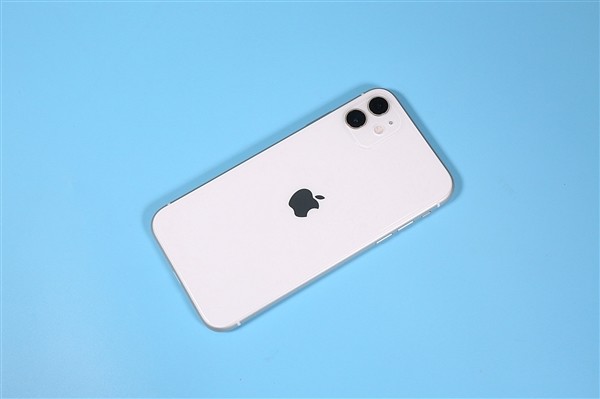 苹果正式开始售卖iPhone 11系列官方翻新机，最高优惠1100元