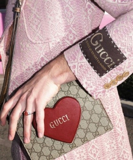 GUCCI 情人节限定好礼，这次真的有被美到！