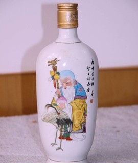 白瓷瓶寿星剑南春-送老爸的新年礼物