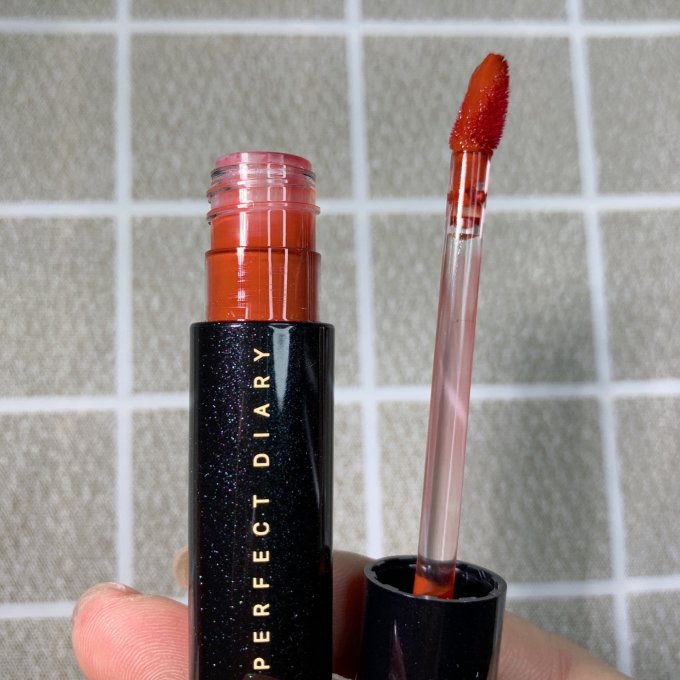 完美日记唇彩唇蜜