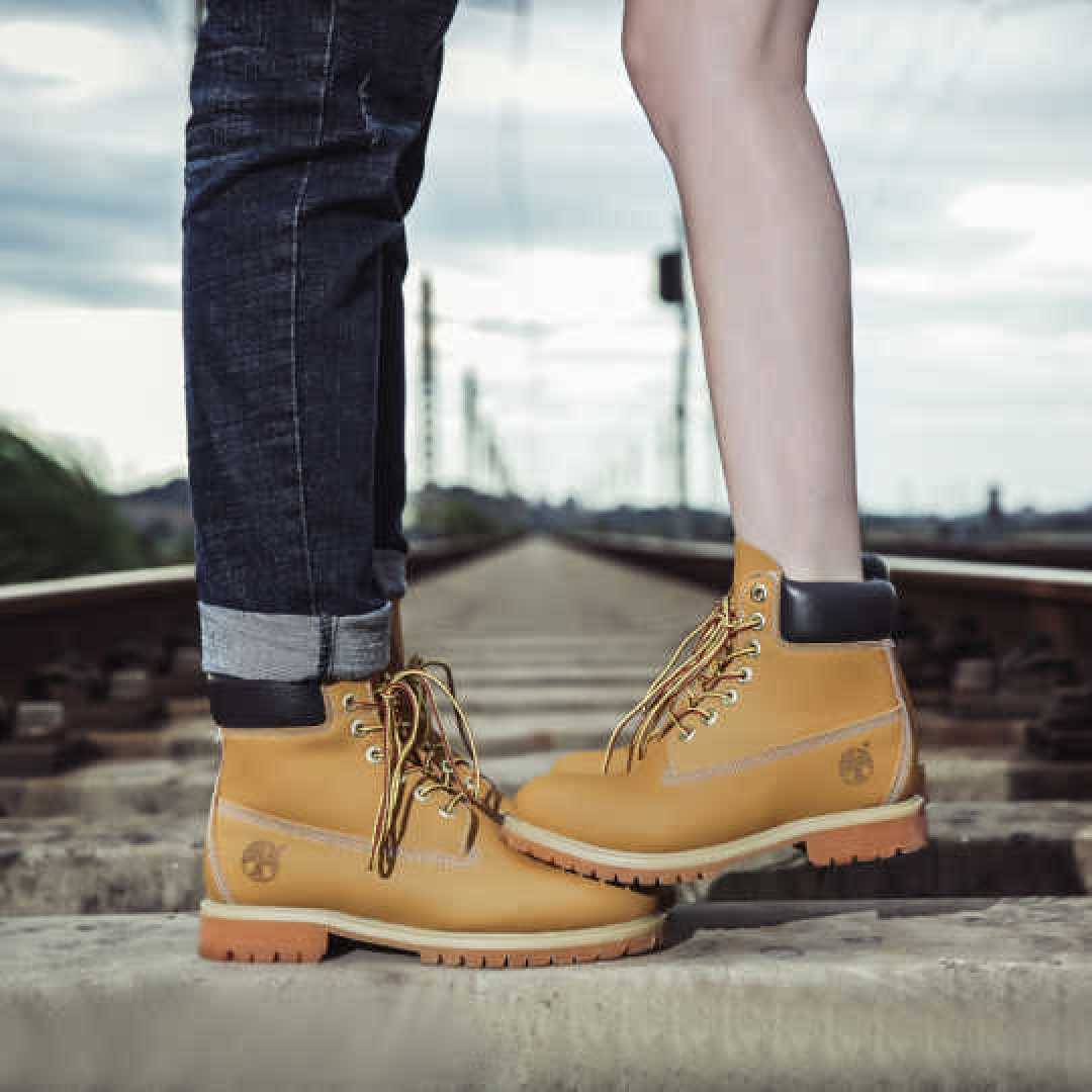 识衣间vol112人手一双的大黄靴真的有那么好穿吗