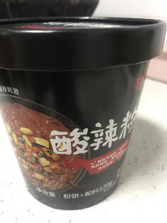 新年囤货-百草味酸辣粉