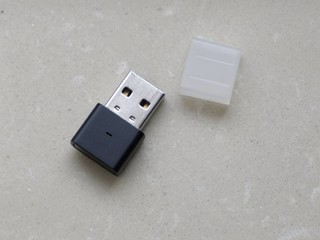 便宜好用的绿联USB蓝牙适配器