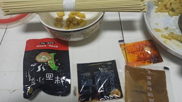 半成品热干面开箱（香）