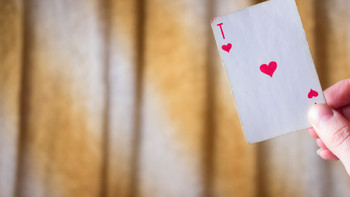 学会这10招，过年玩扑克牌也能帮娃学数学！