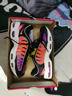 AIR MAX TAILWIND跑鞋