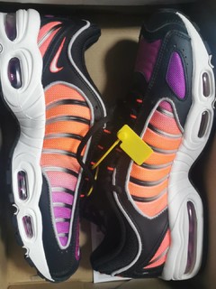 AIR MAX TAILWIND跑鞋