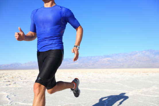 越来越多跑者假期坚持跑步：自律型跑者都有这六大特征！