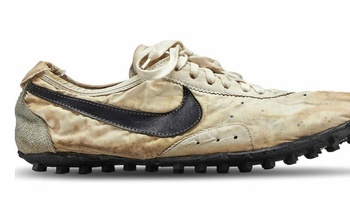 Social Status 将限量发行 500 双 The Whitaker Group x Nike Waffle One