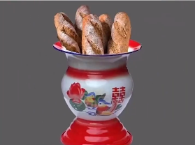 奇葩物：中国传统痰盂变身了！变成果盘可还行？