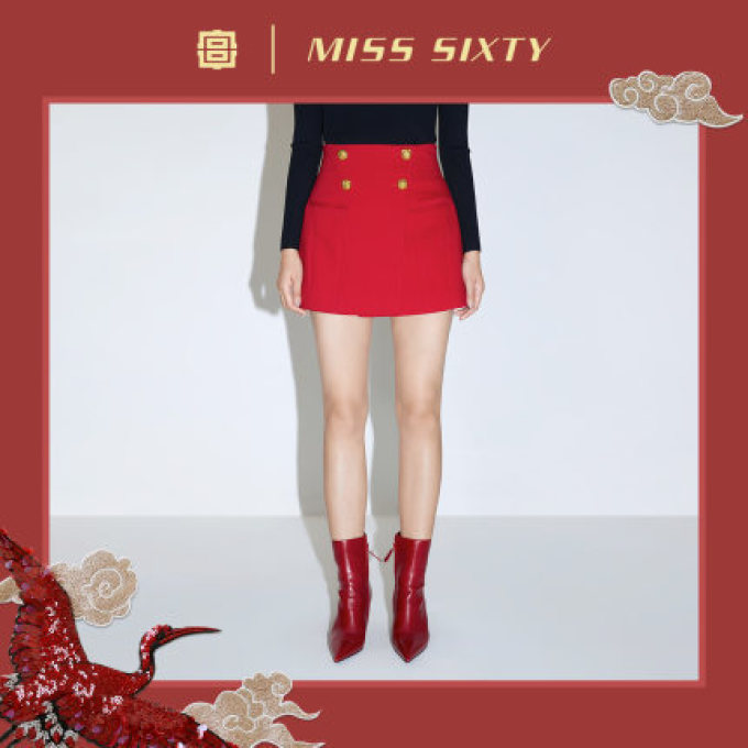 国际超模Bella Hadid性感演绎MISS SIXTY春季新品,你被种草了吗?