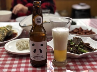 喝点啤酒002 熊猫杀马特陈皮小麦精酿