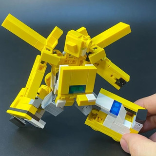 测评下moko这款变形金刚砖机器人~ 从软件到实物有多少差距?