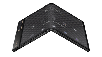 Vertu首款折叠屏手机Ayxta Fold开售，搭载骁龙865、后置四摄