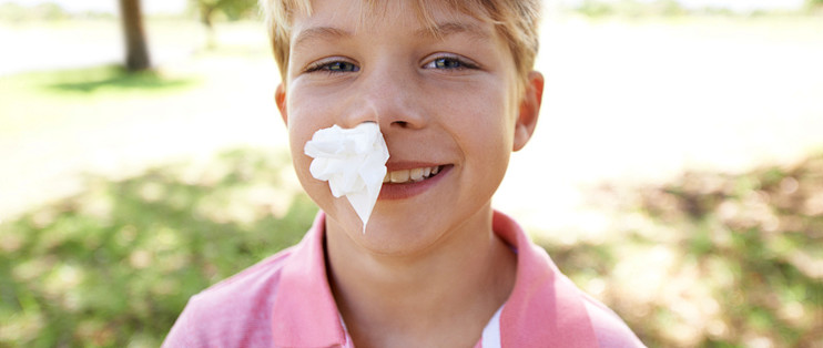 孩子流鼻血是因为u201c上火u201d？如何正确地止住鼻血？_婴儿安全用品_什么值得买