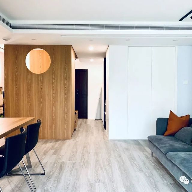 70㎡学区房入住五口之家，建筑师为自家打造“房中盒”，凭空多出一间房
