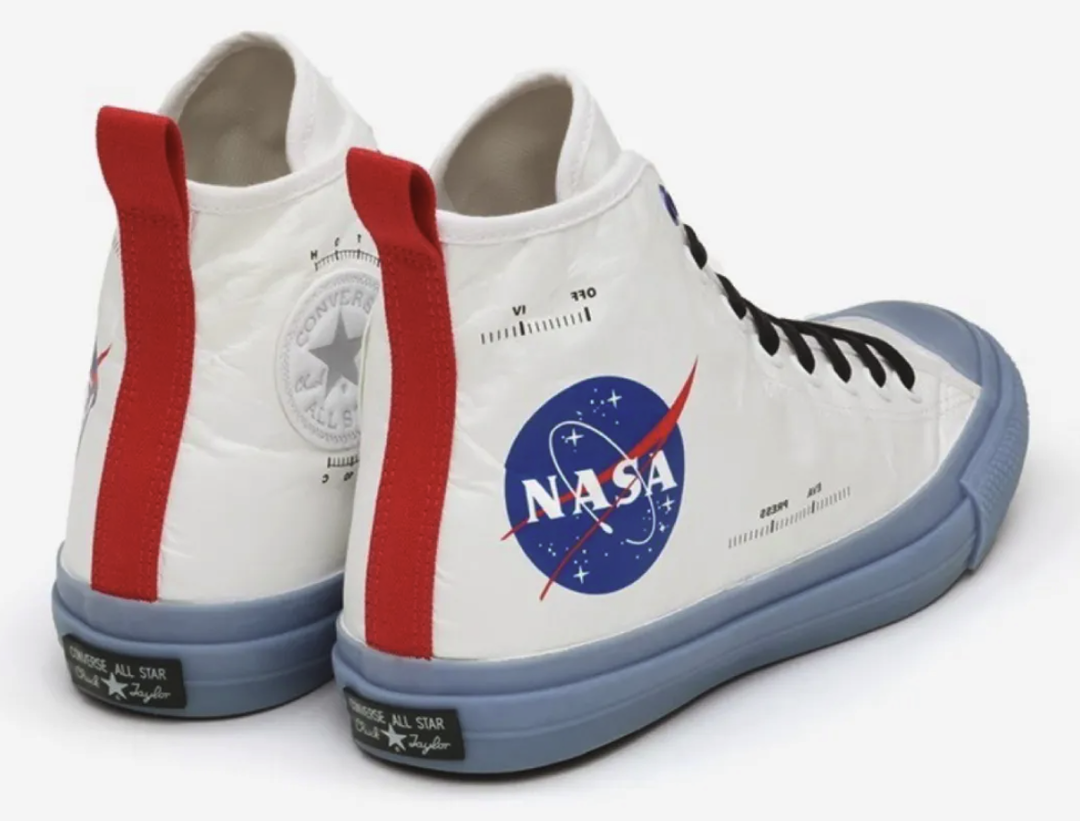 美国航天局NASA x 匡威联名帆布鞋谍照泄露，这岂不是要上天？