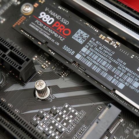 电脑提速新选择，再一次刷新历史！消费级PCIe4.0 SSD三星980 PRO 上手！