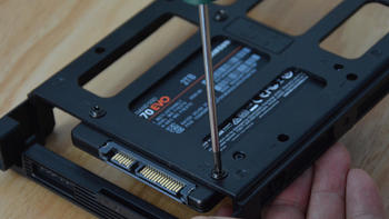 最强消费级SATA固态硬盘，三星870 EVO 2TB装机实测