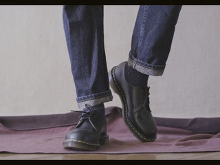 英产 Dr. Martens 1461