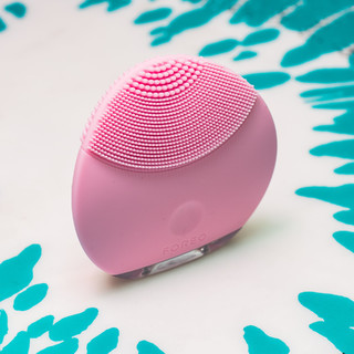 价格远超效果 Foreo mini洁面仪