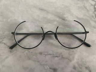 个性轻巧的光学眼镜TAPOLE