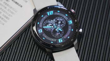 仅599元续航半月，红魔首款智能手表值不值得买？