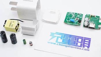 拆解报告：MOMAX摩米士迷你20W PD快充充电器UM25