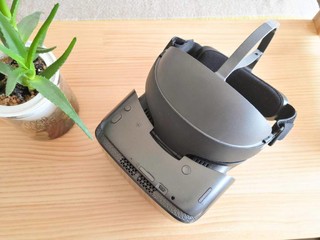 奇遇2S VR一体机，体验3D巨幕影音