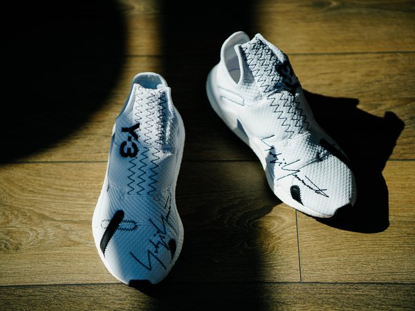 Y-3中高帮男鞋也很酷